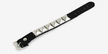 Напульсник Underground 1 ROW PYRAMID STUD SILVER